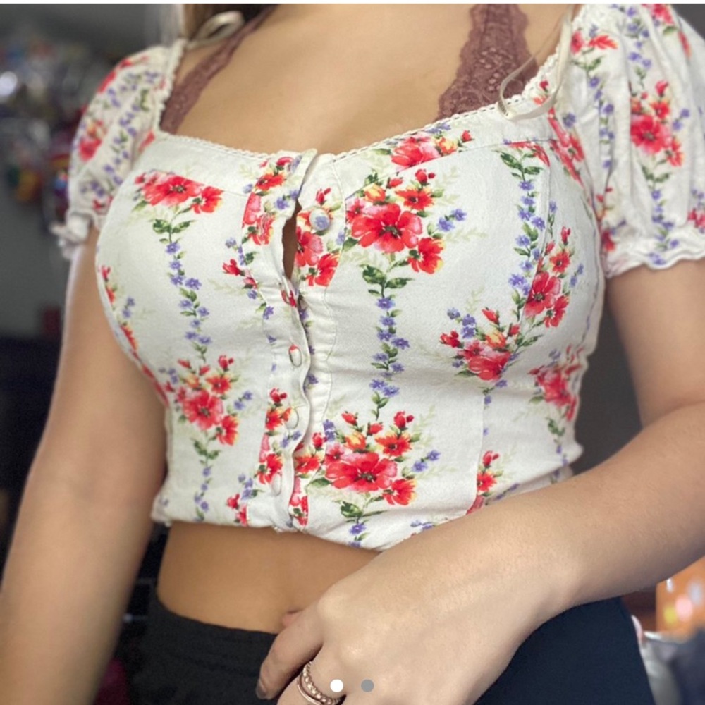 floral blouse
